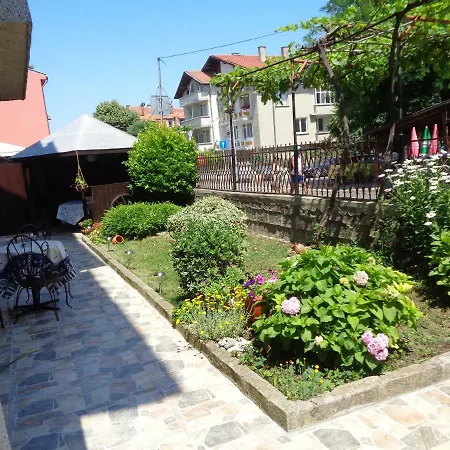 Πανσιόν Kotva Lozenets